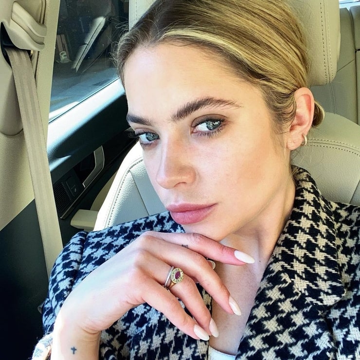 Ashley Benson Image