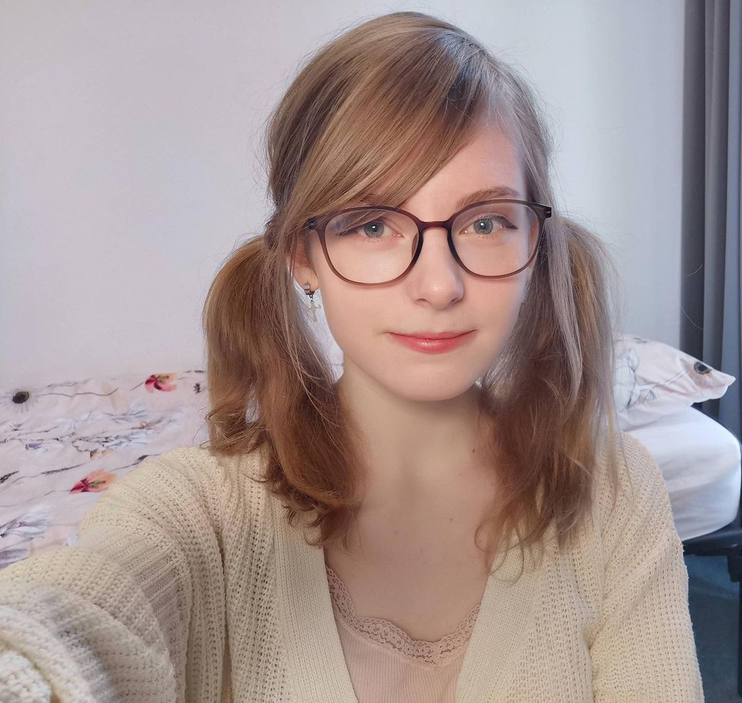Ella Freya