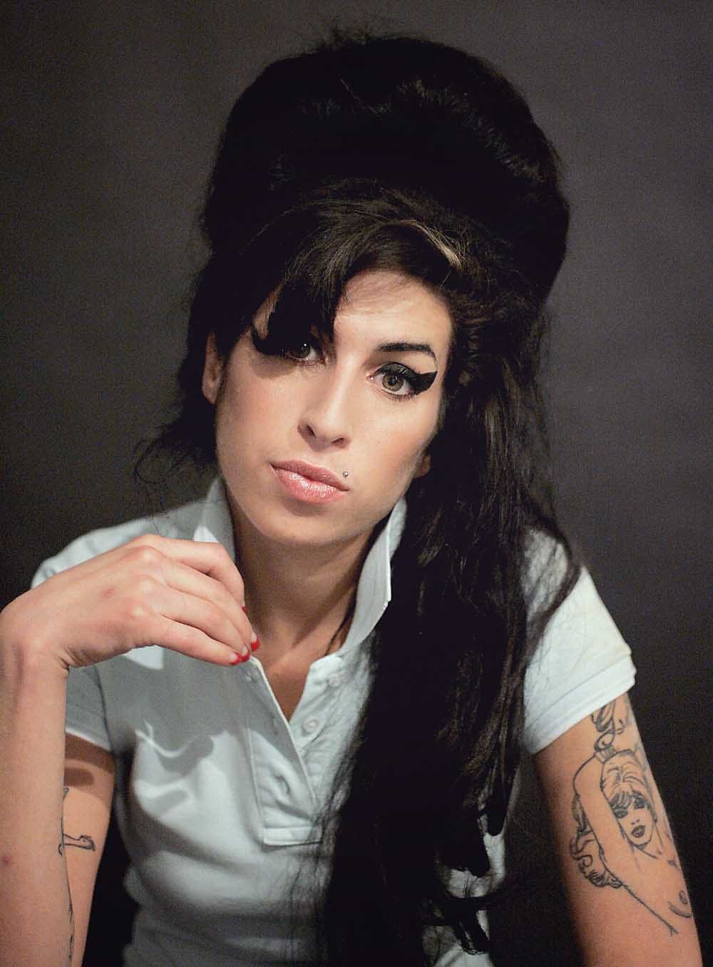 Amy Winehouse image