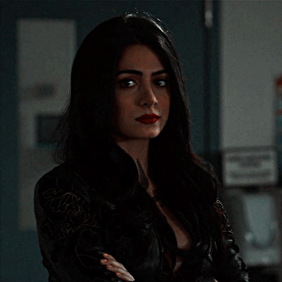 Picture of Emeraude Toubia