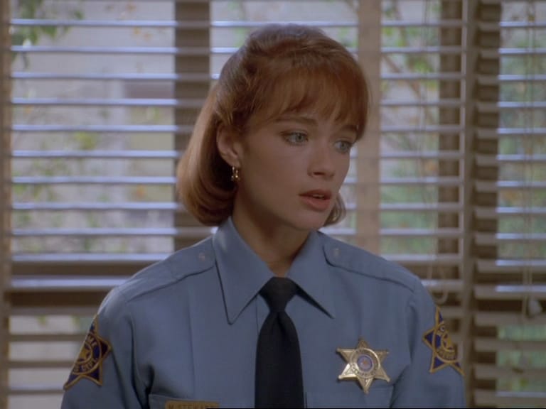 Lauren Holly