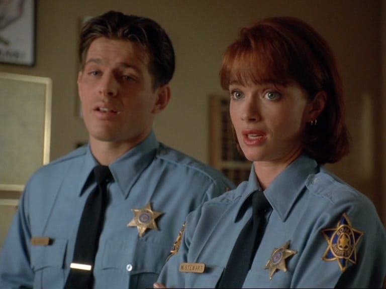 Lauren Holly
