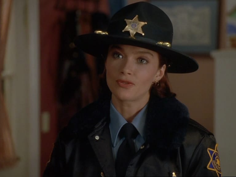 Lauren Holly