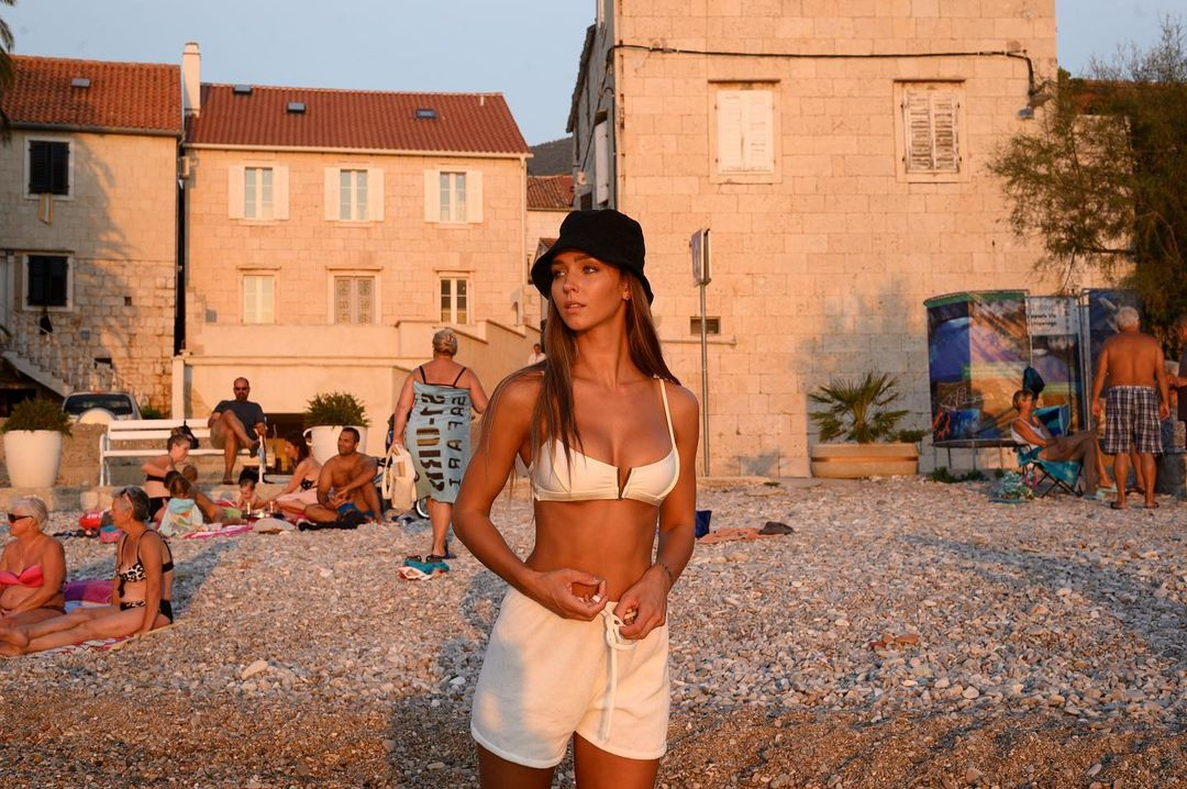 Rachel Cook Rachel Cook