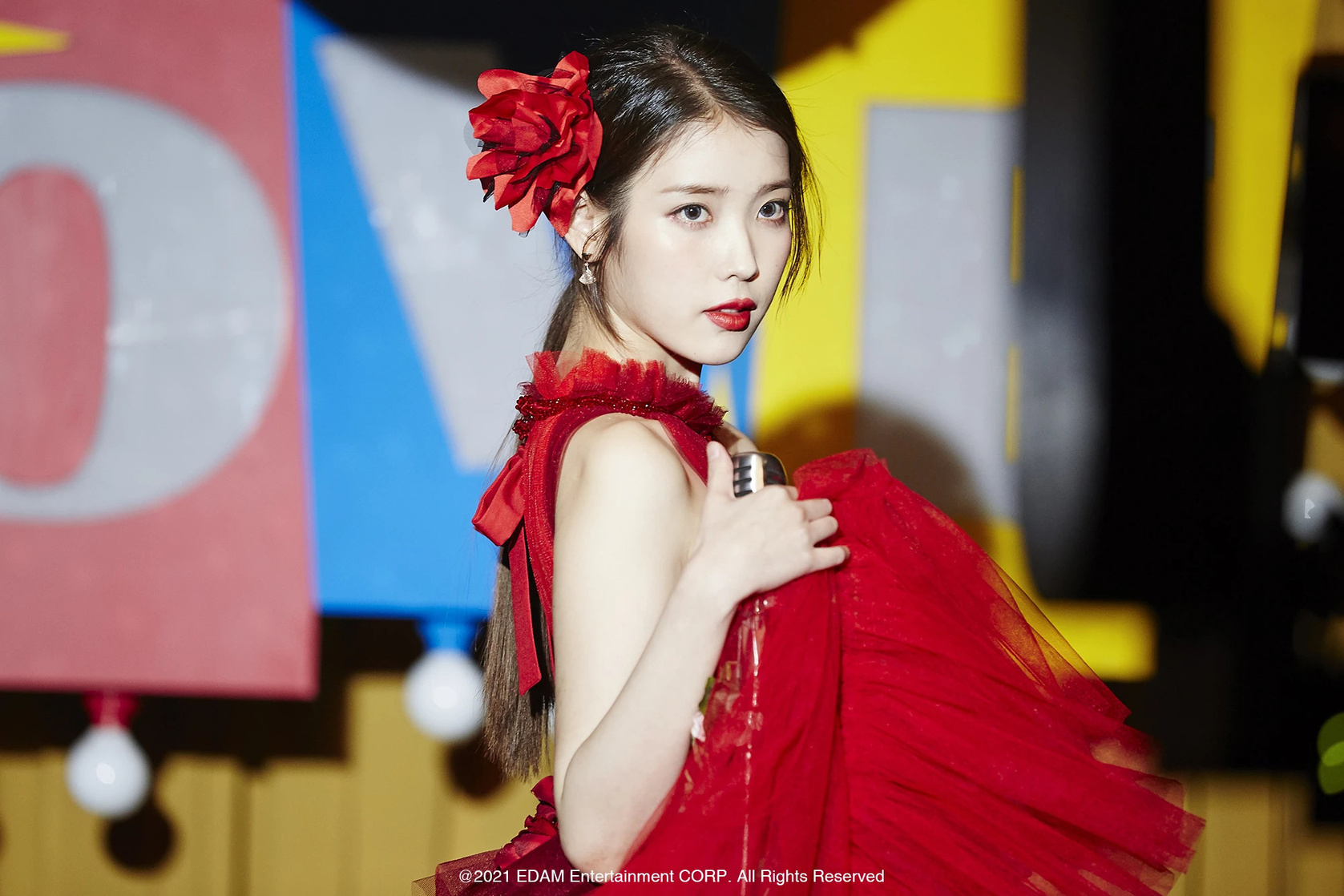 IU