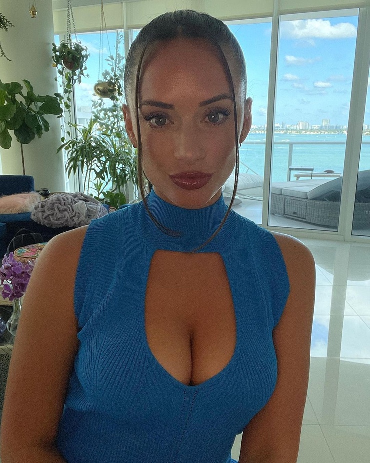 Picture of Yesjulz
