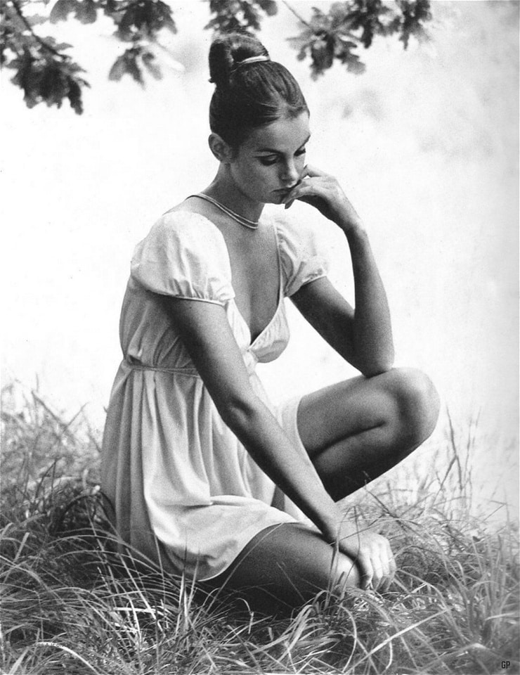 Picture Of Jean Shrimpton 5965