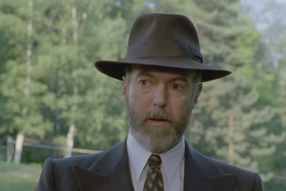 "Agatha Christie's Poirot" Murder on the Links