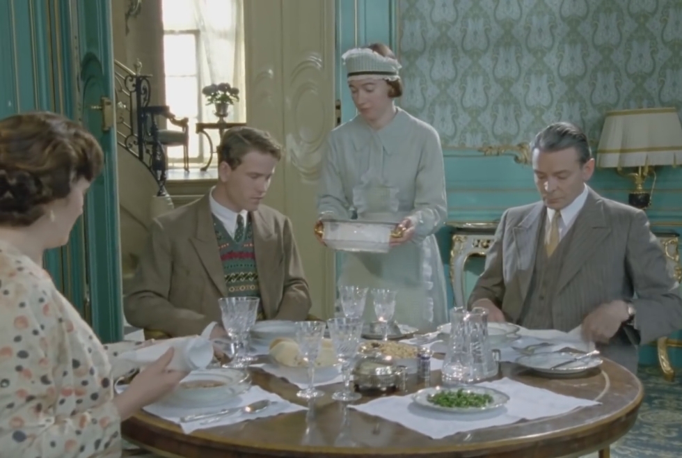 "Agatha Christie's Poirot" Murder on the Links