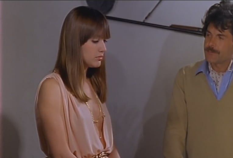 Colegialas lesbianas y el placer de pervertir