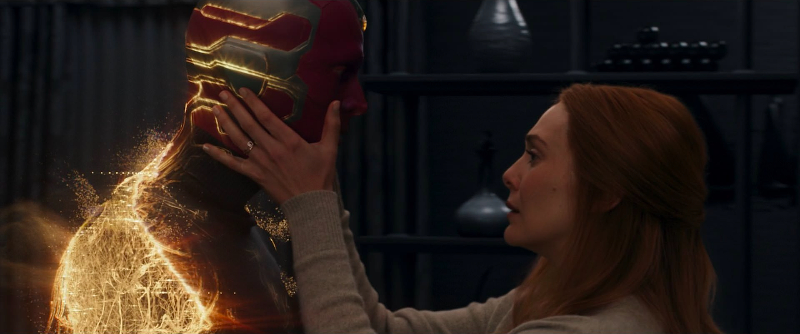 Wanda Maximoff / Scarlet Witch (Elizabeth Olsen)