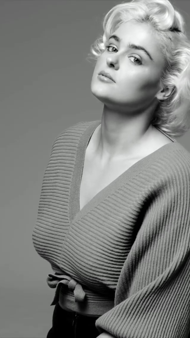 Stefania Ferrario picture