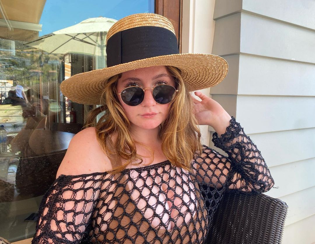 Emma Kenney Emma Kenney