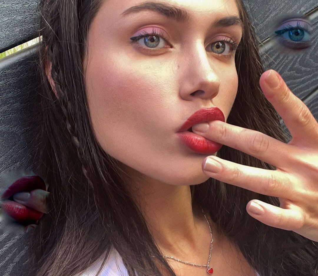 Vika Bronova