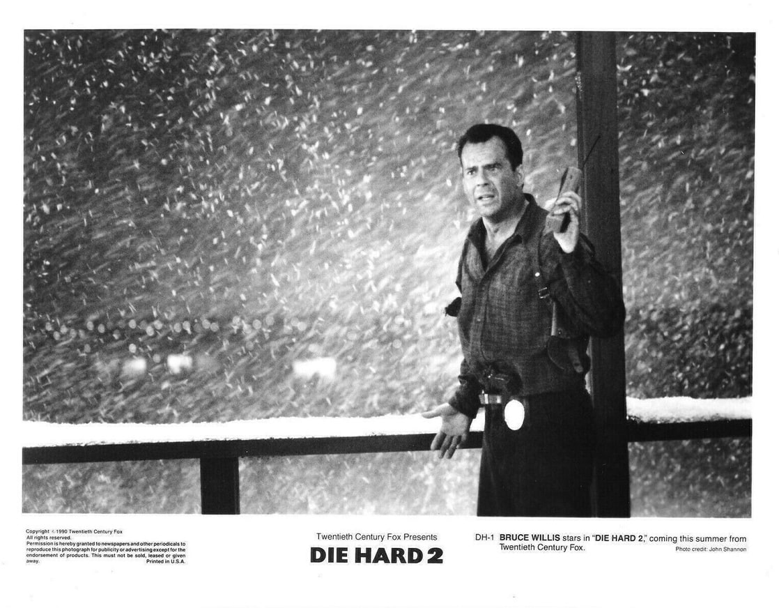 Die Hard 2: Die Harder (1990)