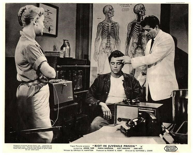 Riot in Juvenile Prison                                  (1959)