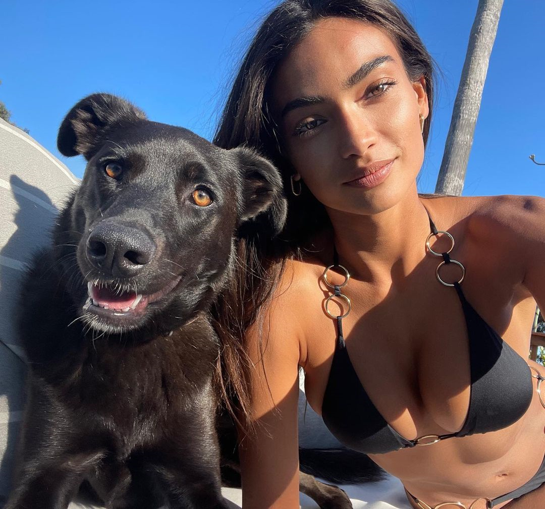 Kelly Gale