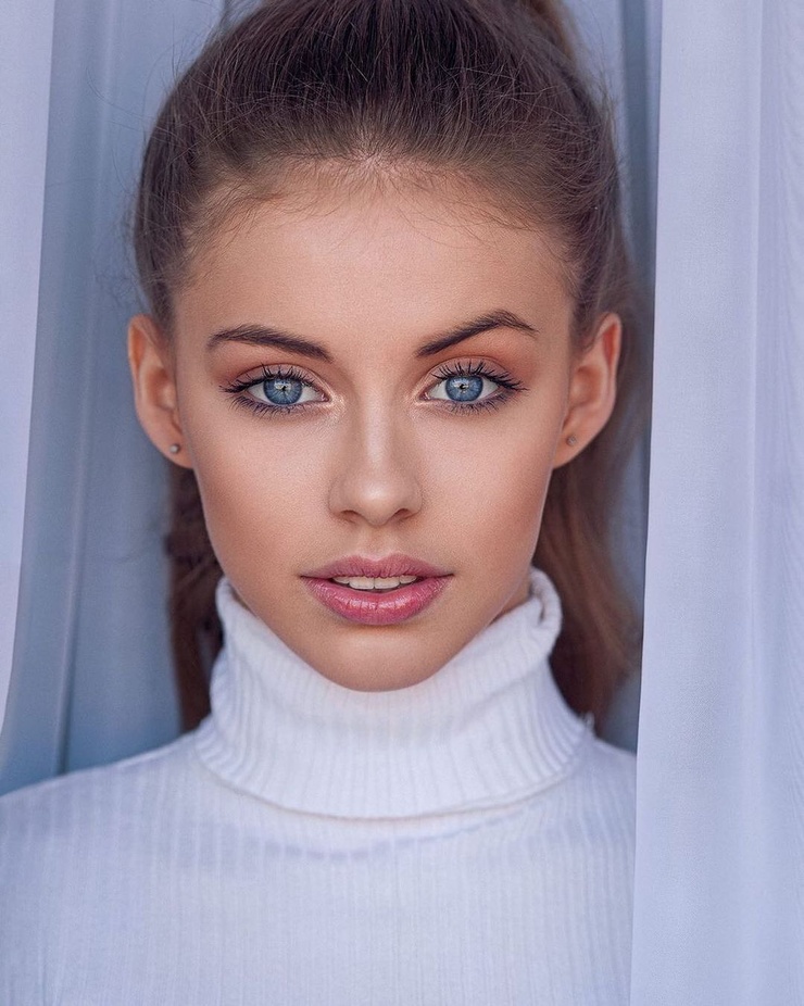 picture-of-julia-chluba