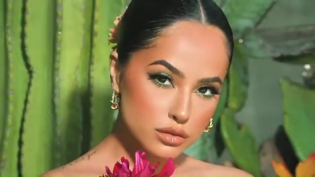 Picture of Becky G.