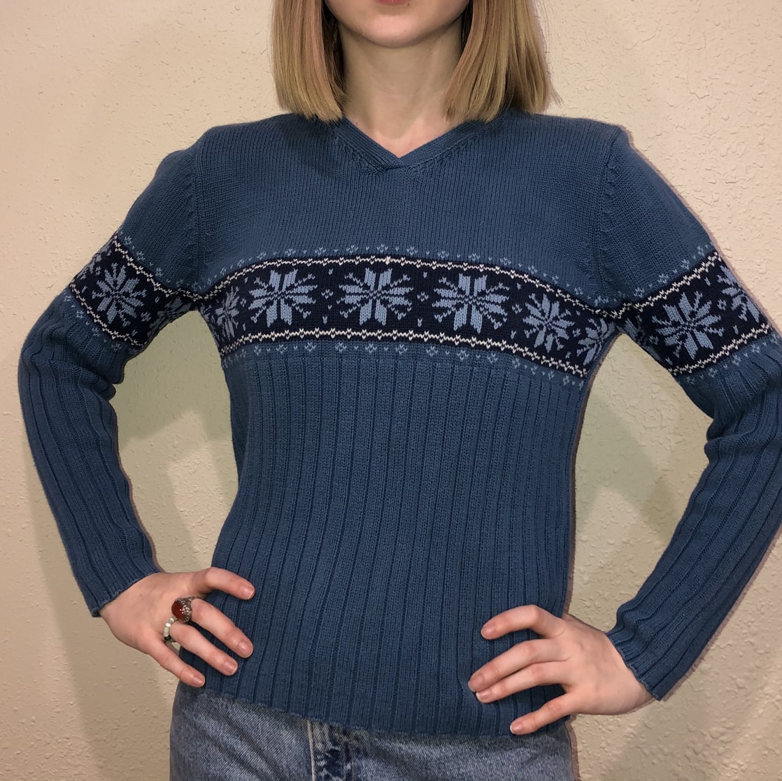 the Ski Girl sweater ❄️\nSize: fits a small...