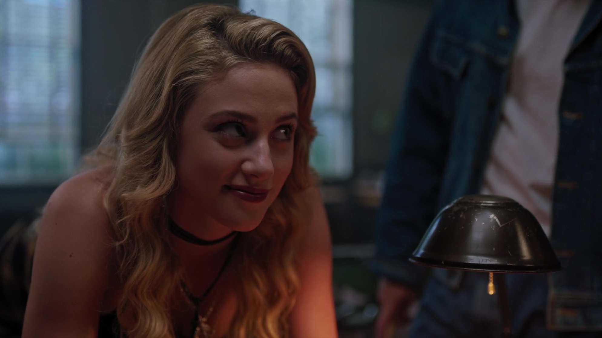Lili Reinhart
