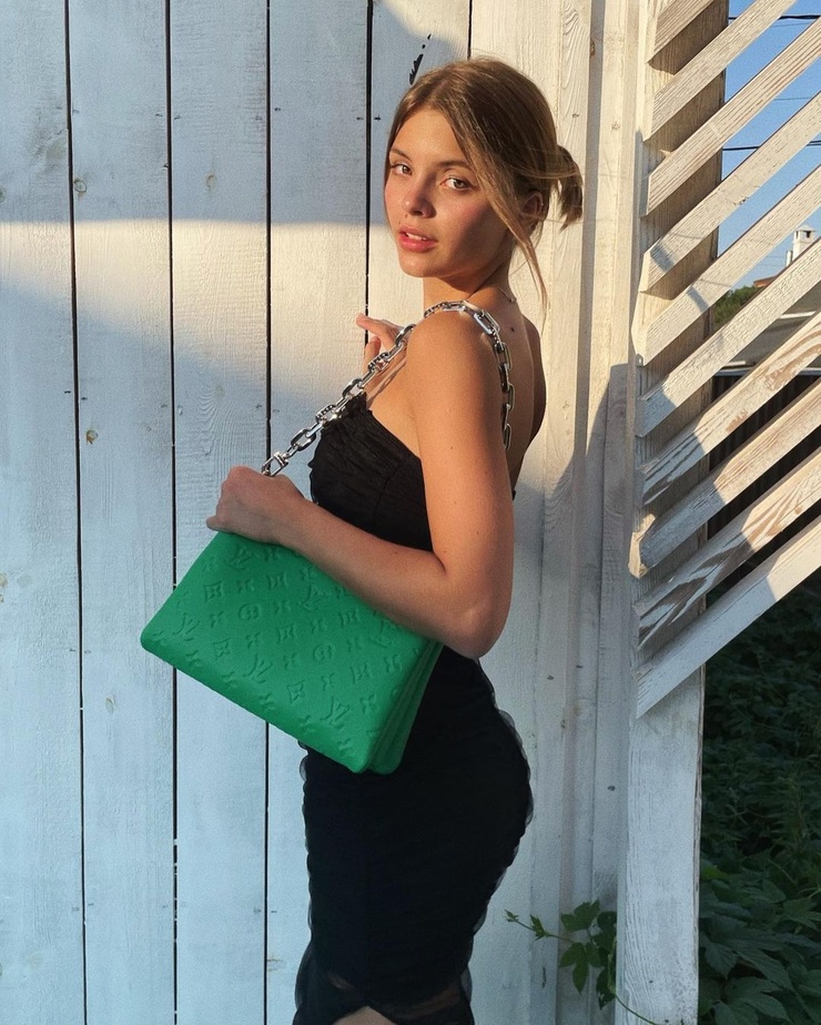 Picture of Dasha Komarova