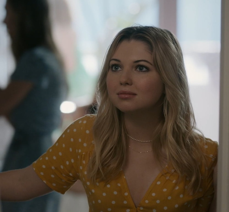 Picture of Sammi Hanratty Picture of Sammi Hanratty