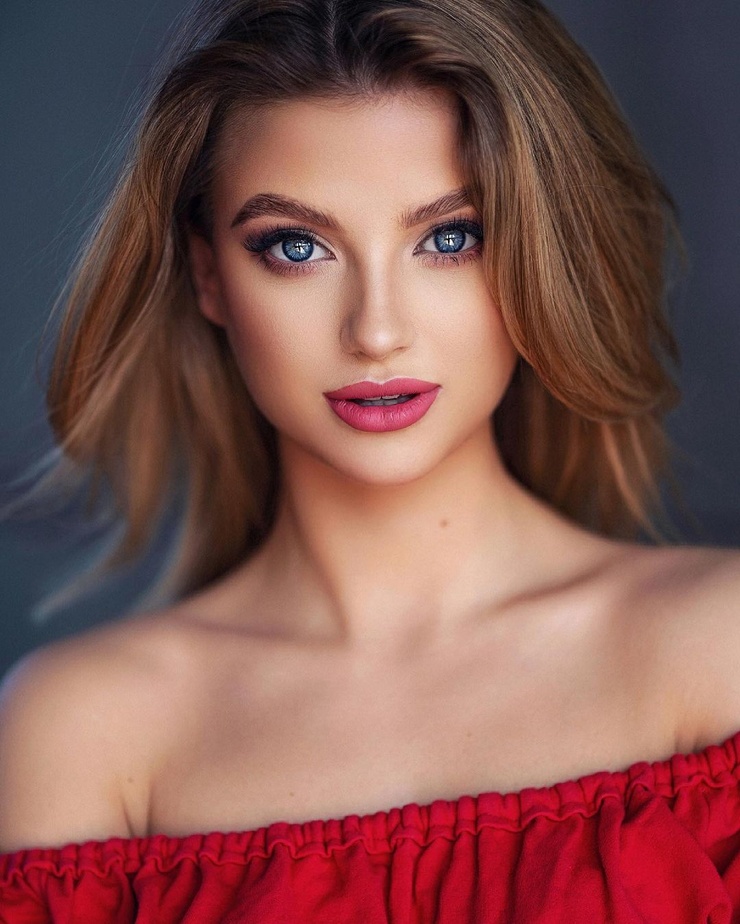 Aleksandra Bil Image