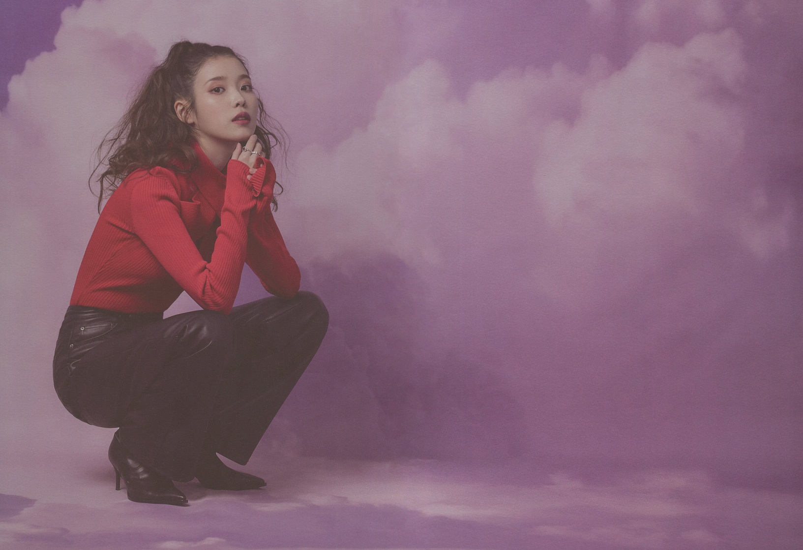 IU