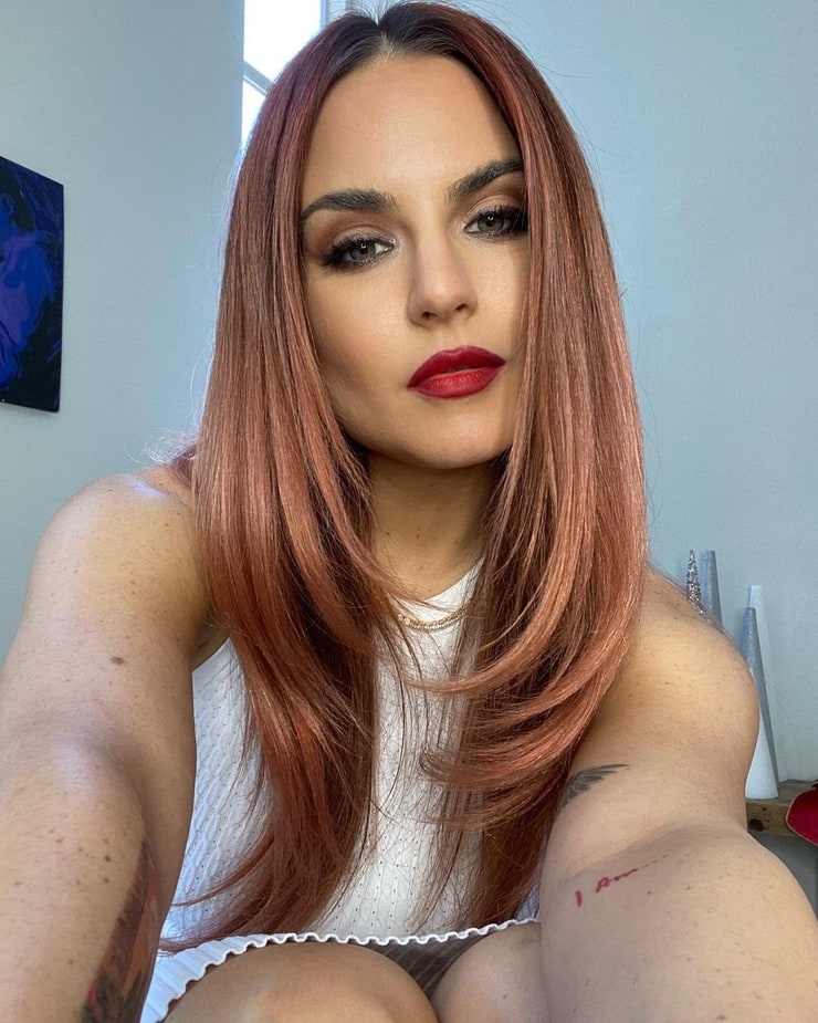 Joanna Jojo Levesque Image