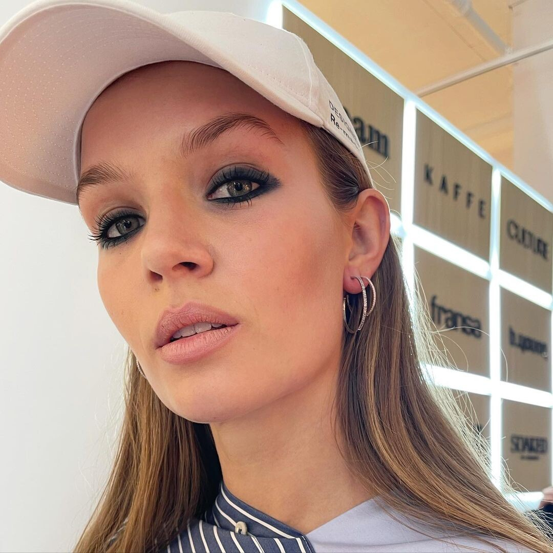 josephine-skriver-image