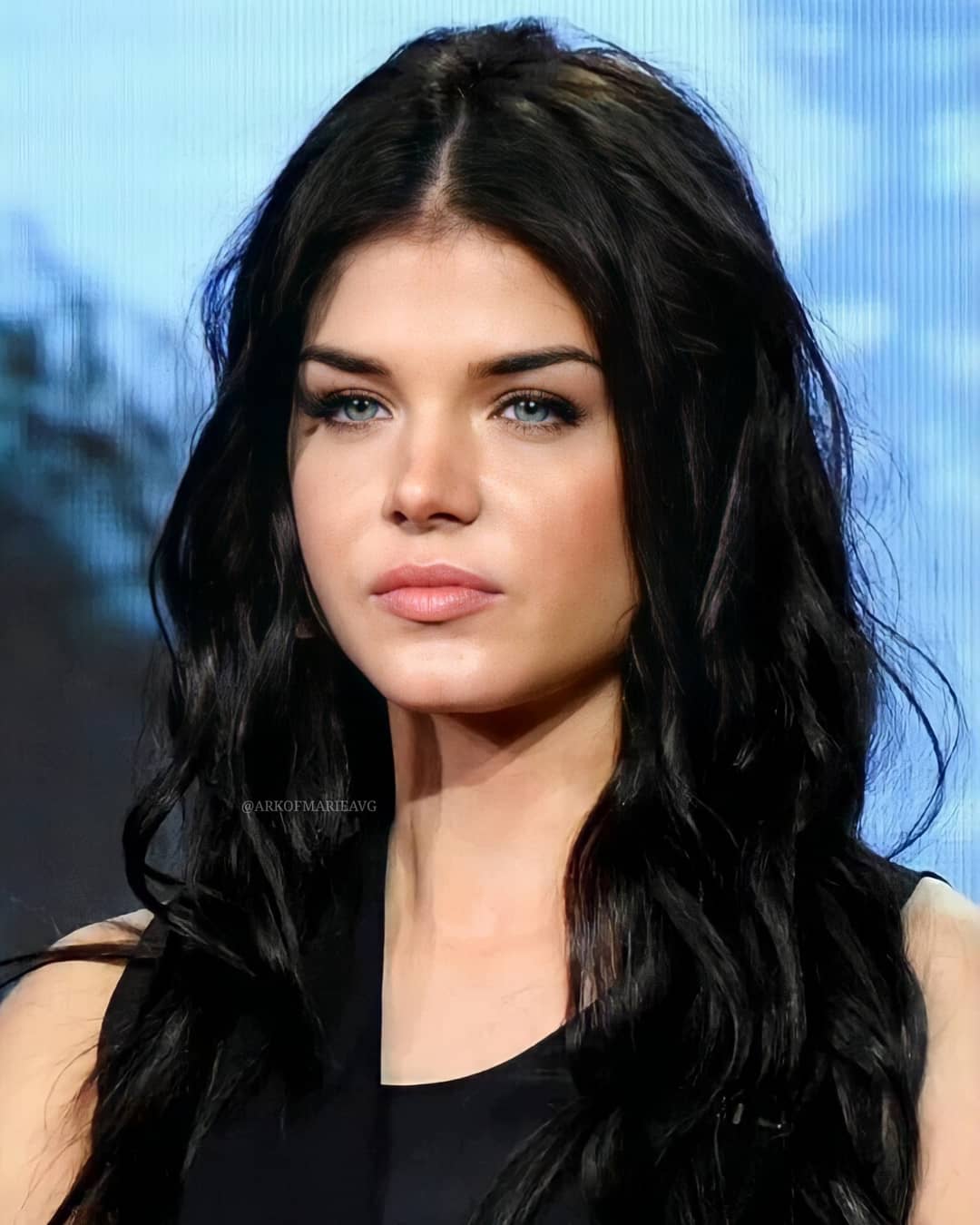 Marie Avgeropoulos Image 7444