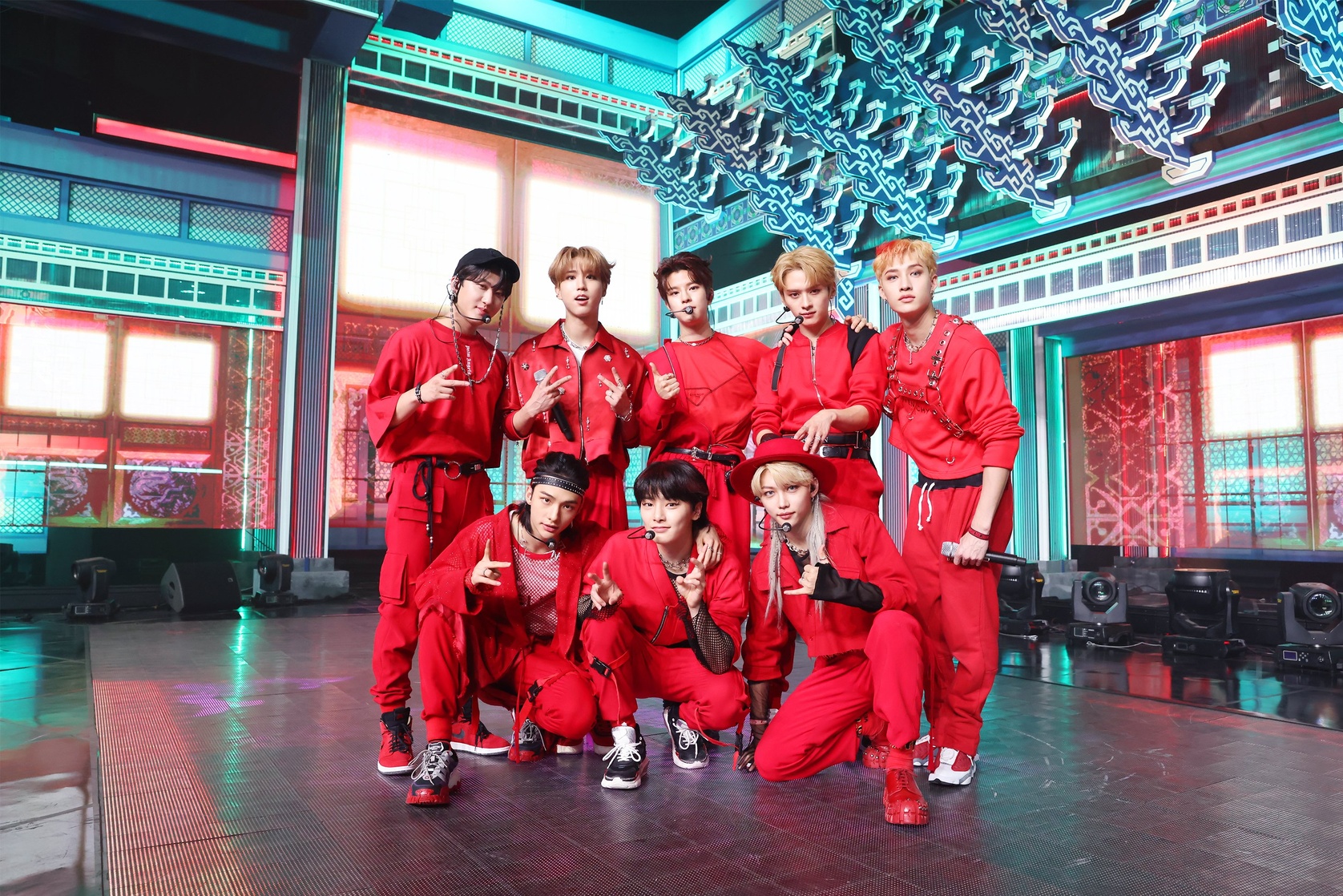 Stray Kids