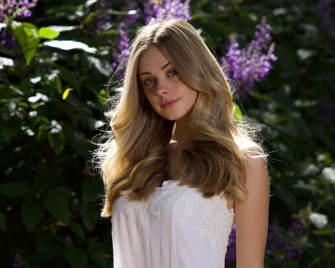 India Woollard India Woollard