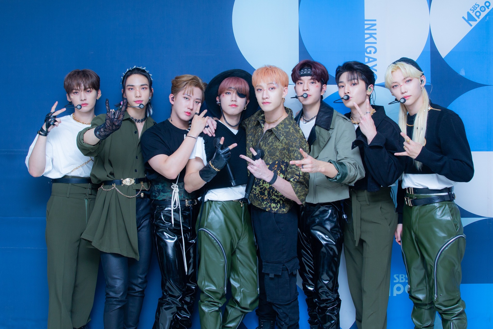 Stray Kids