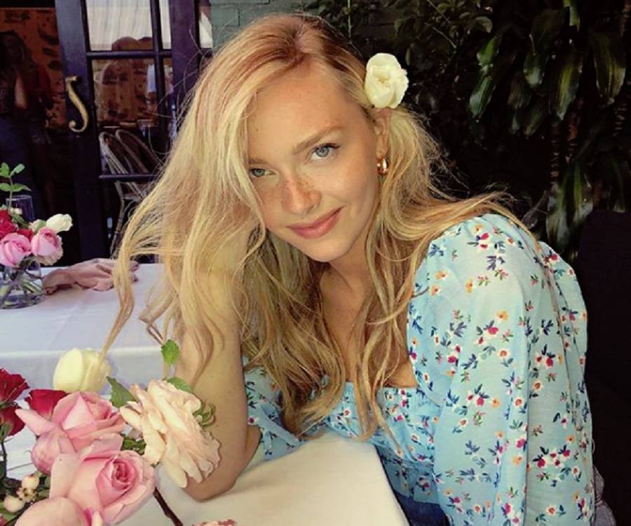 Camille Kostek Camille Kostek