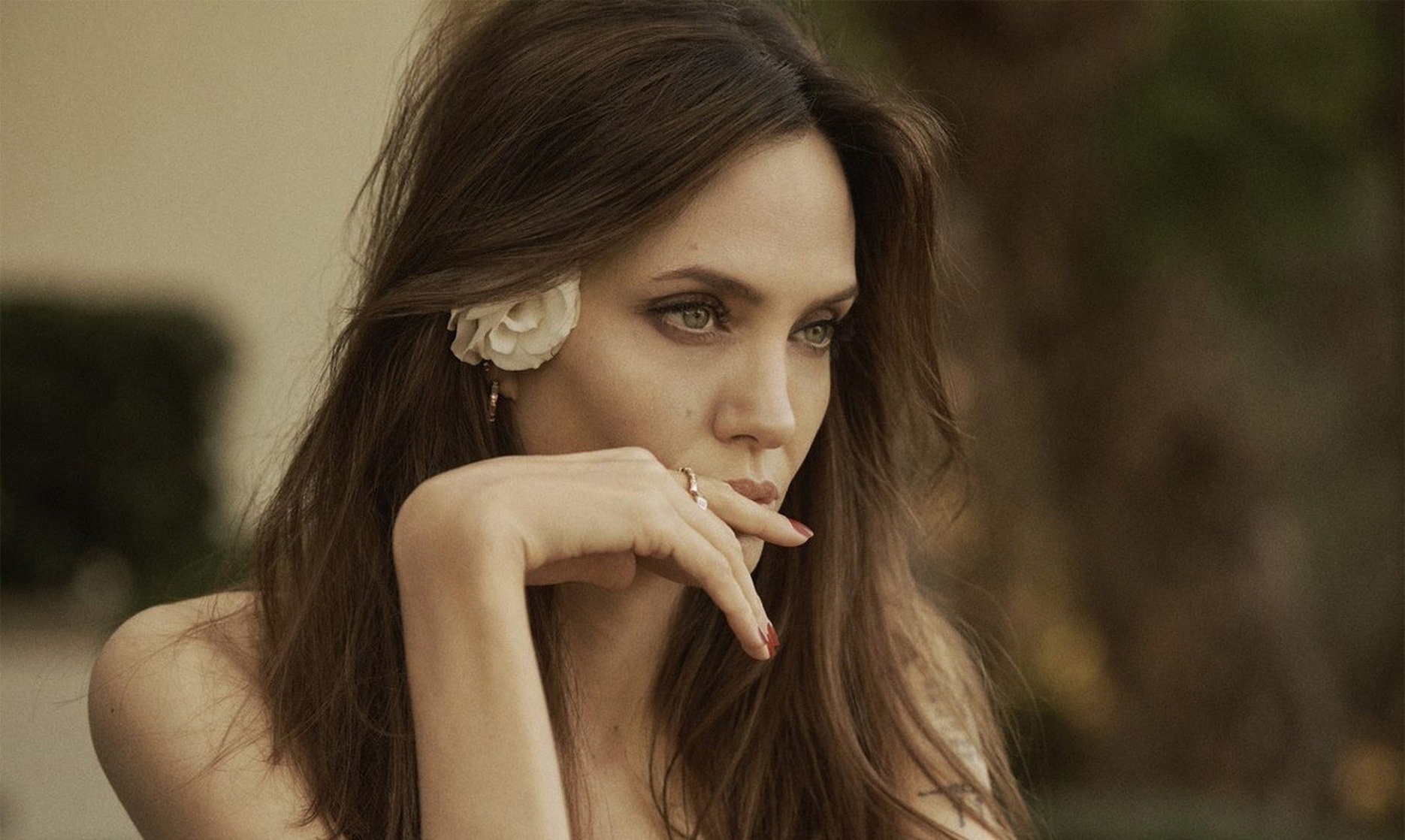 Angelina Jolie