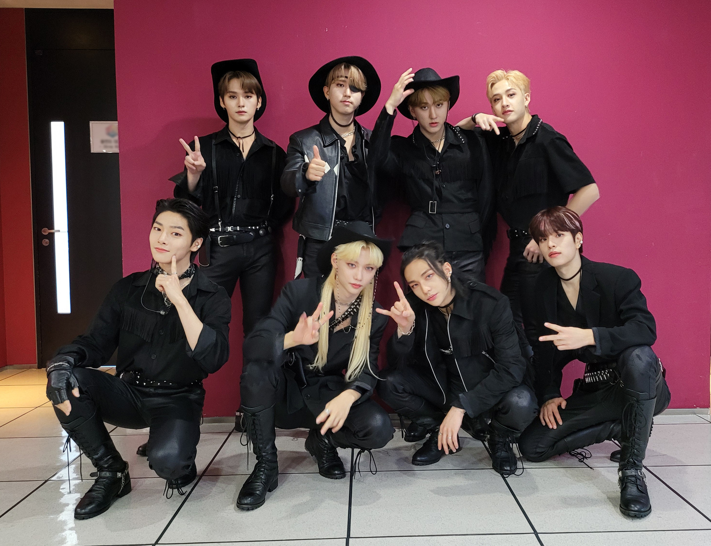 Stray Kids