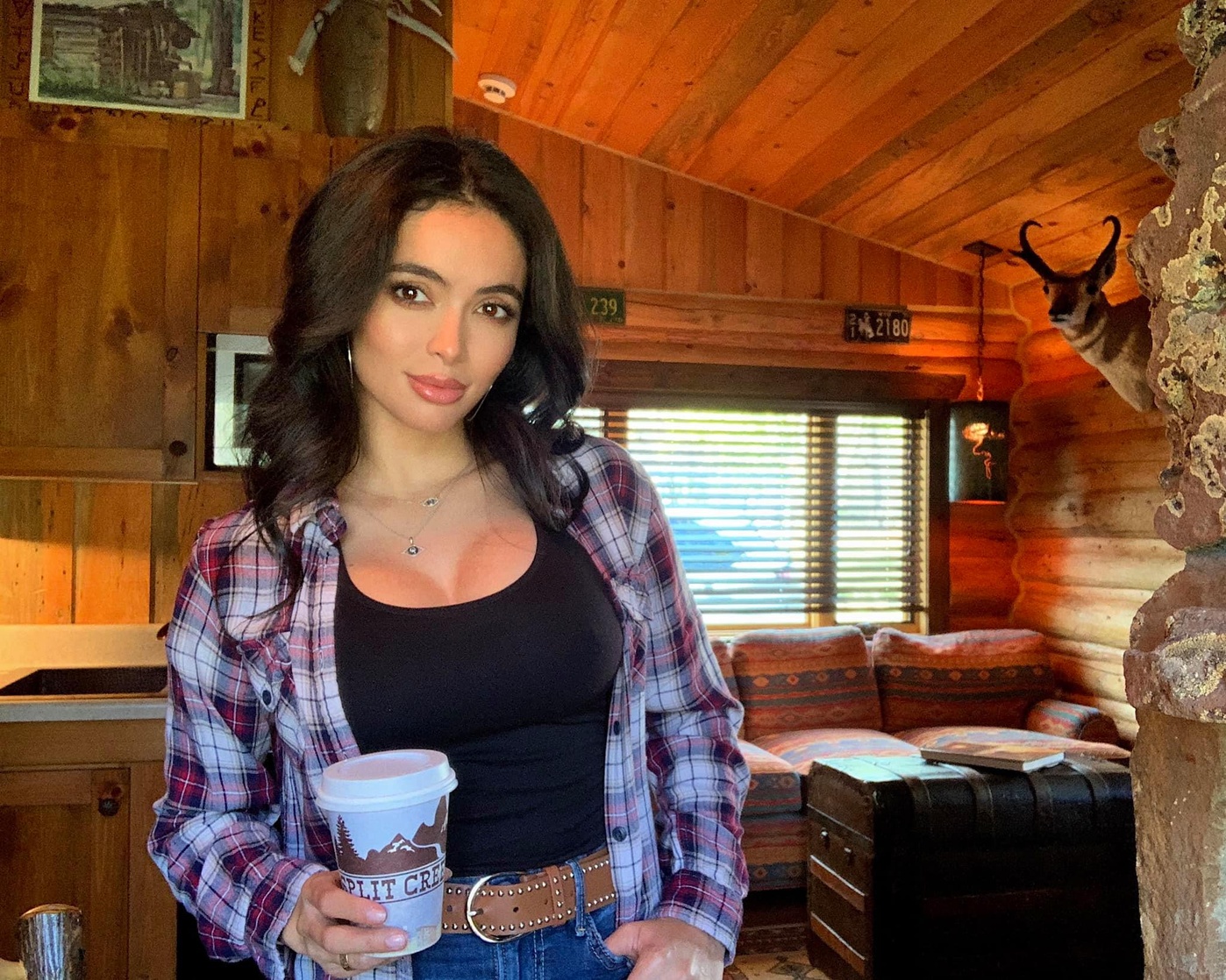 Franciele Medeiros Franciele Medeiros