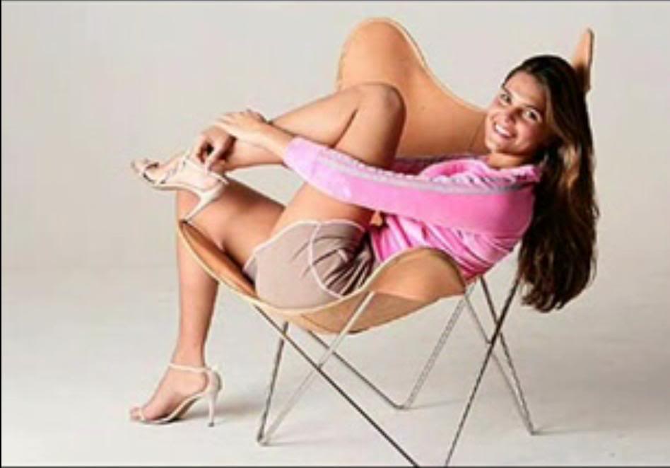 Daniella Sarahyba Daniella Sarahyba