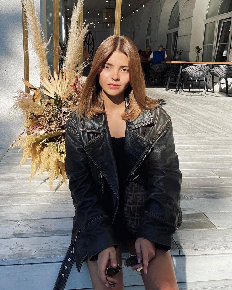 Picture of Dasha Komarova