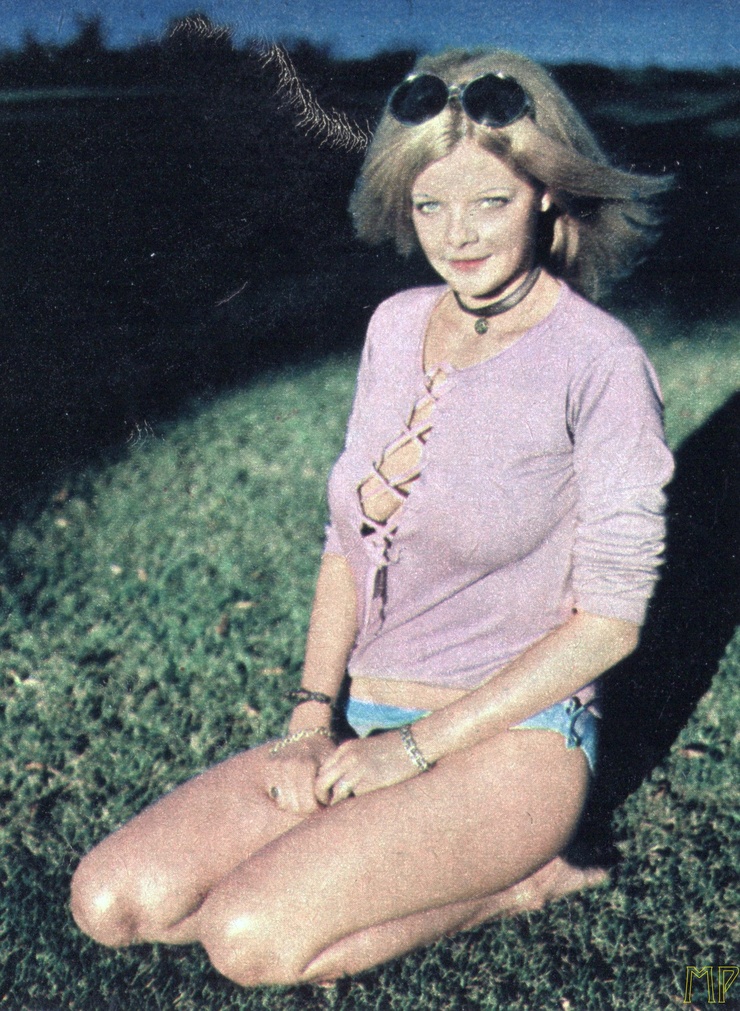 Image Of Helli Louise Image Of Helli Louise