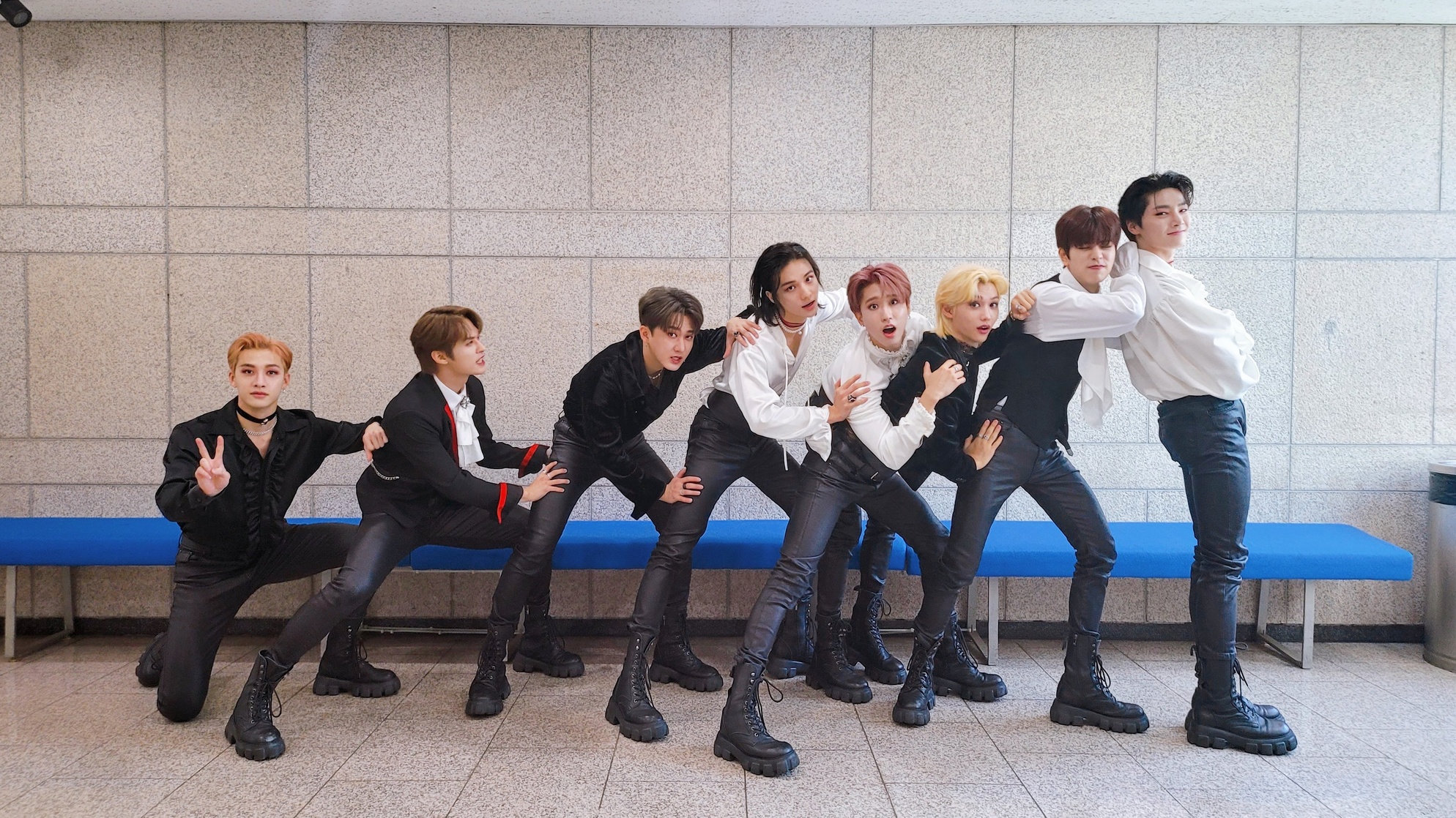Stray Kids