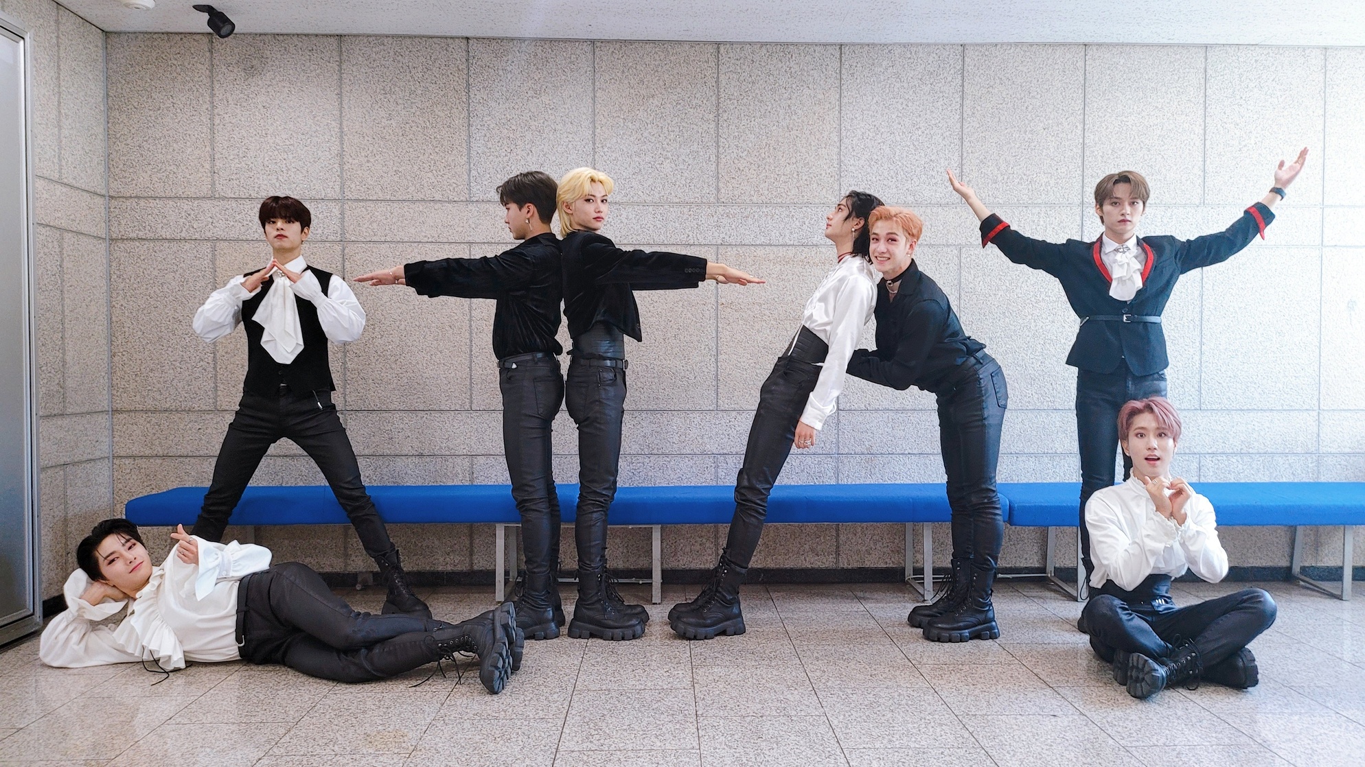 Stray Kids