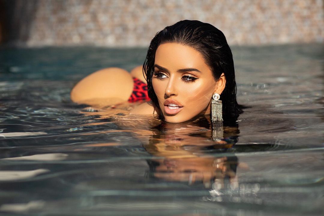 Abigail Ratchford