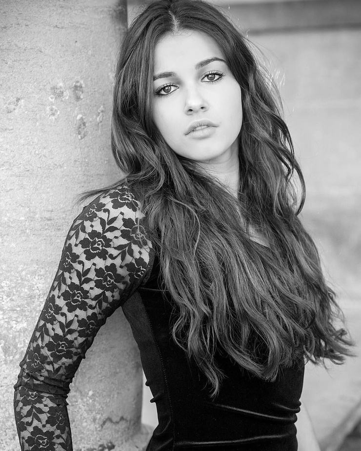 Picture of Naomi Scott