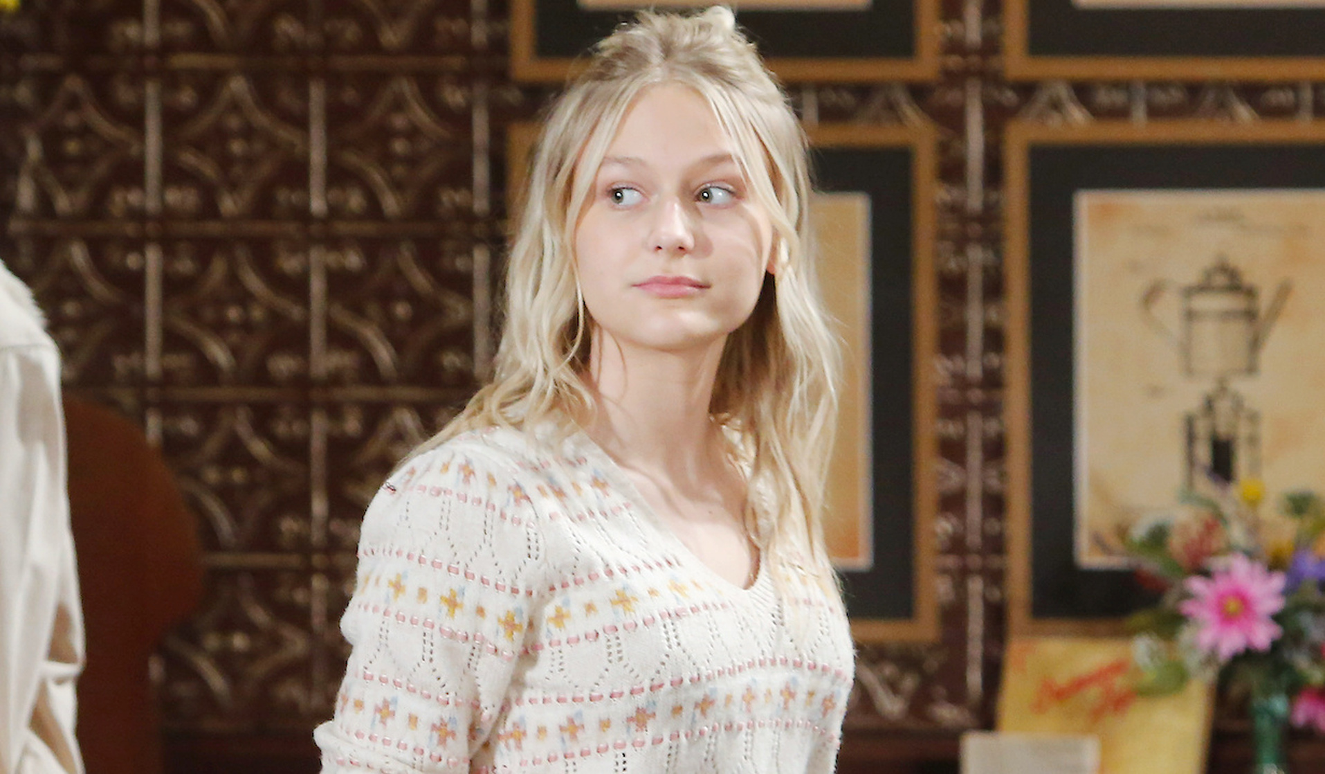 Alyvia Alyn Lind