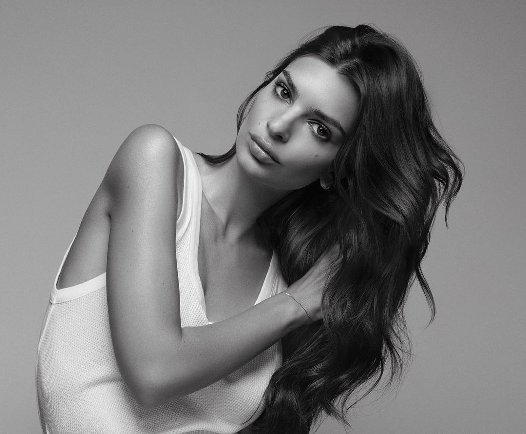 Emily Ratajkowski