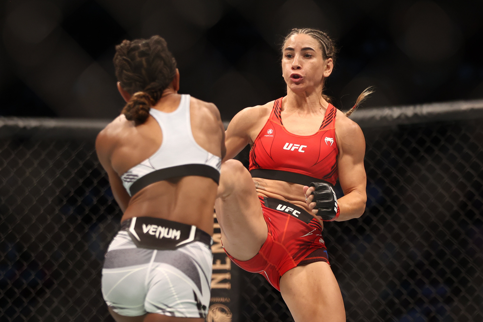 Tecia Torres