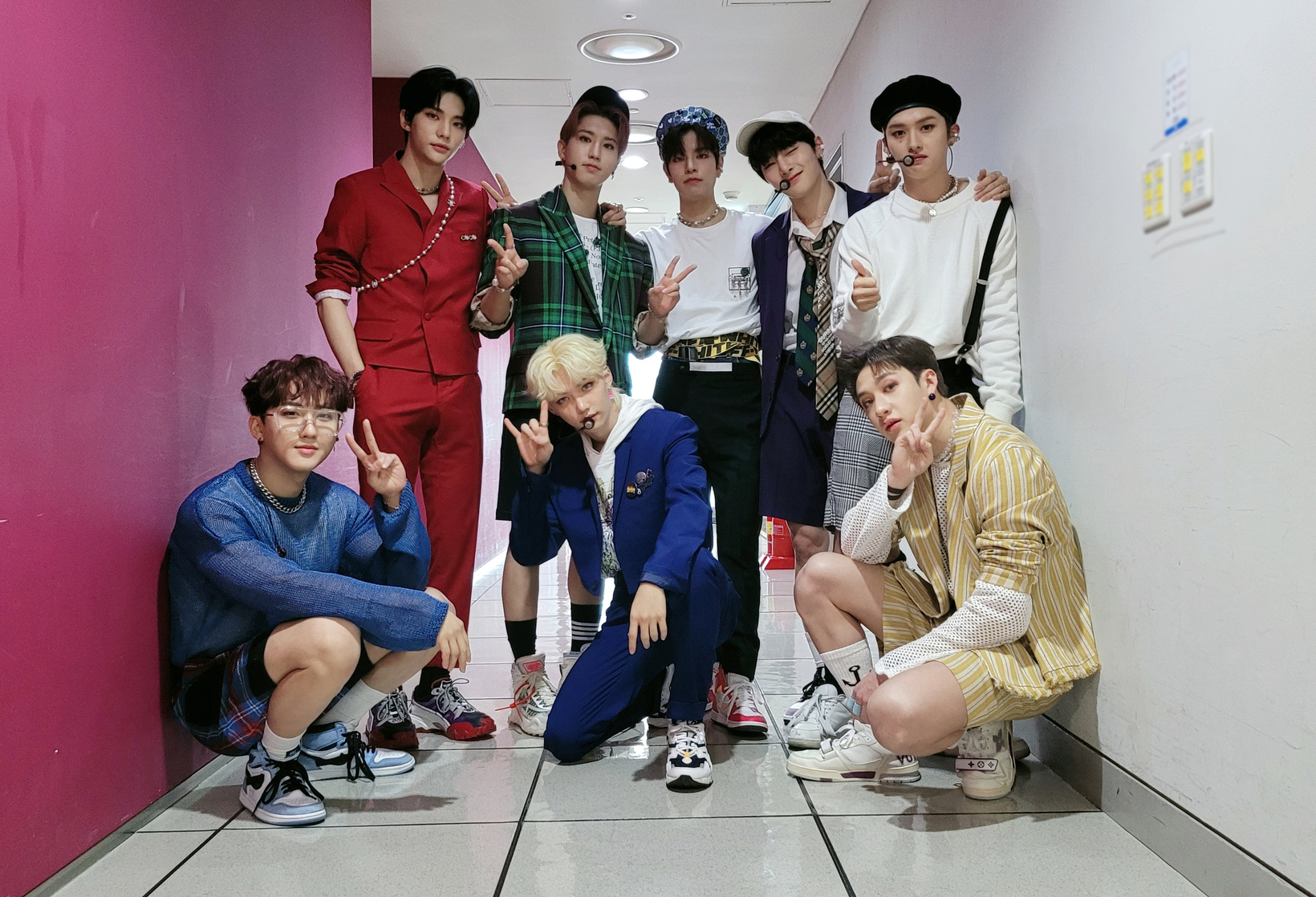 Stray Kids
